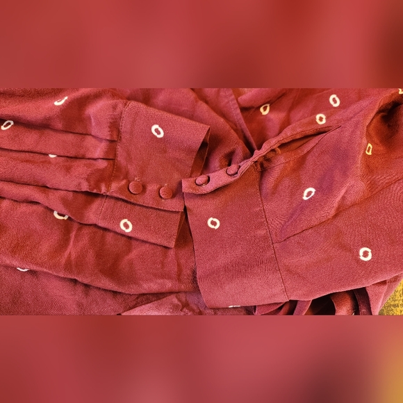 J.Crew Tie Front 100% Silk Top in Burgundy Dot Size Large - Picture 8 of 9